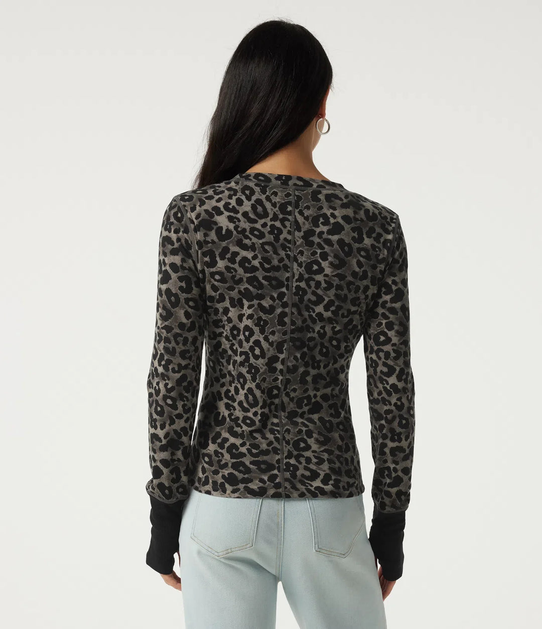 Round Neck Leopard Print Long Sleeve Casual T-Shirt with Thumbholes
