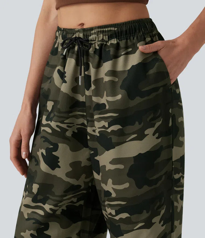 Mid Rise Drawstring Camo Casual Cargo Baggy trousers with Pockets