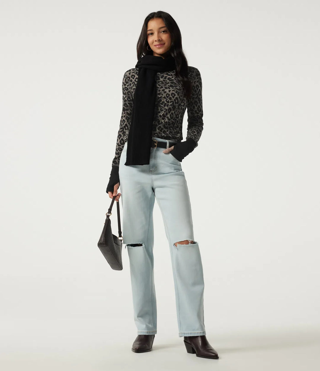 Round Neck Leopard Print Long Sleeve Casual T-Shirt with Thumbholes