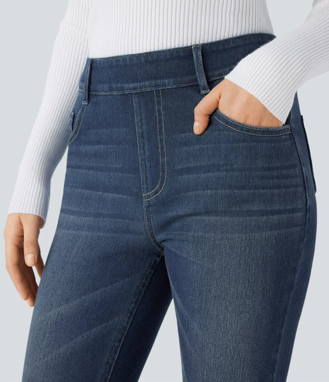 Halara Flex Mid Rise Pull On Pockets Casual Skinny Jeans