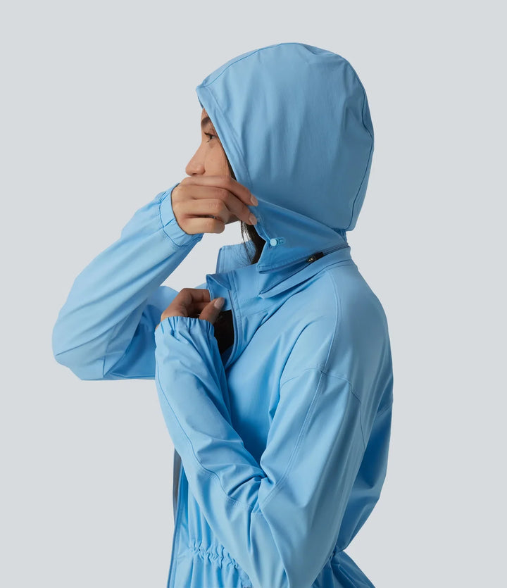 Durable Water Repellent Removable Hood Drawstring Workout Jacket with Zip Pockets