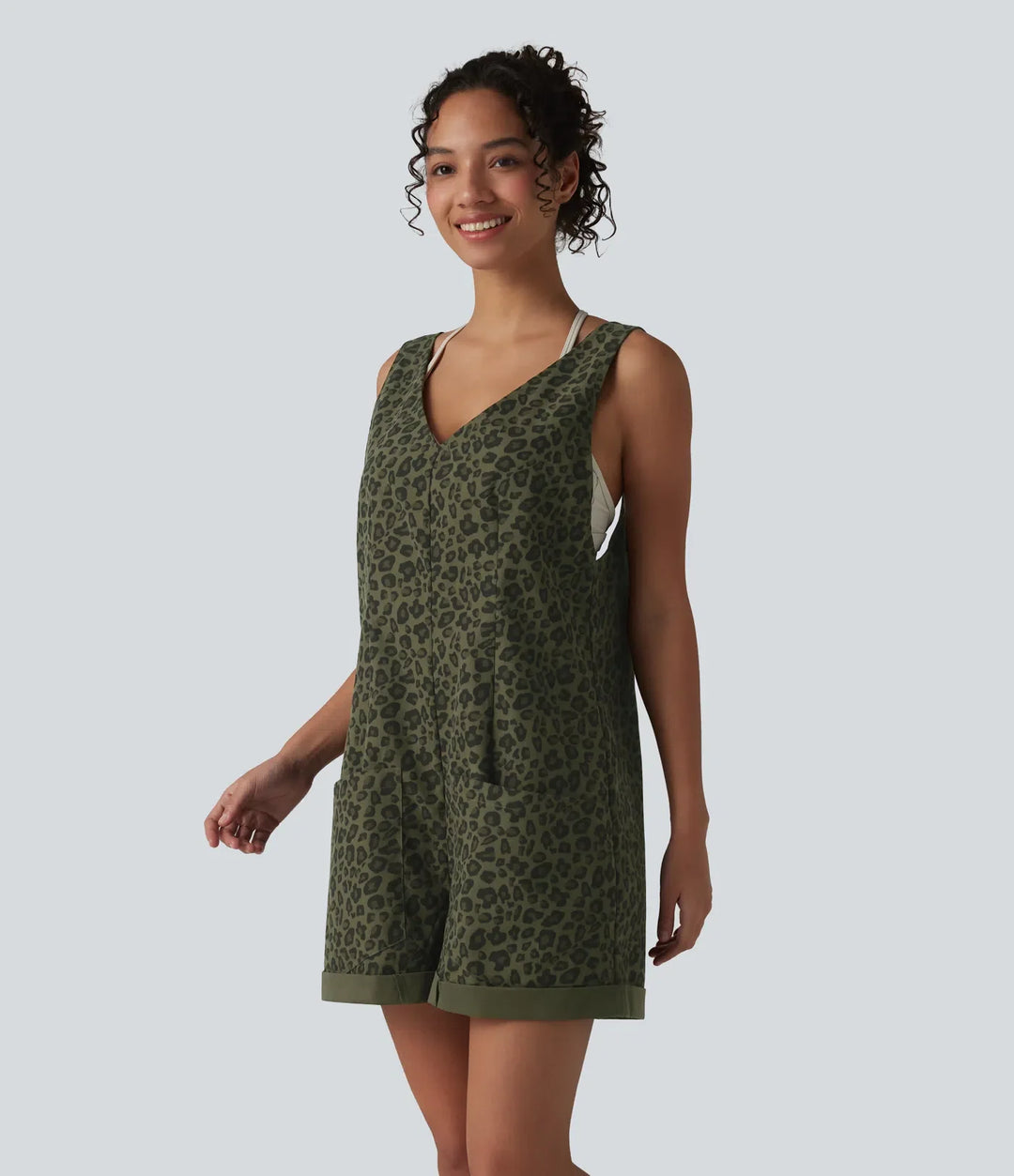 Adjustable Straps Rolled Hem Leopard Print Casual Short Overall with Pockets