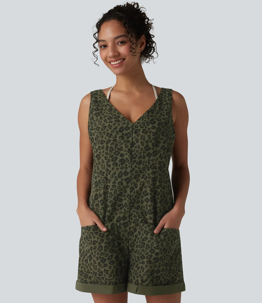 Adjustable Straps Rolled Hem Leopard Print Casual Short Overall with Pockets