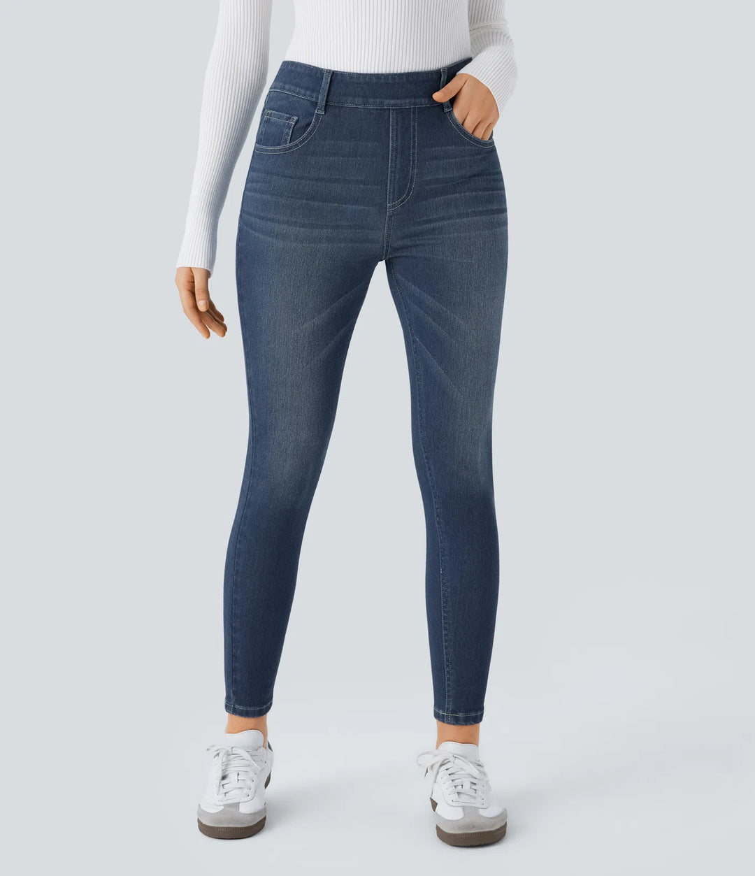 Halara Flex Mid Rise Pull On Pockets Casual Skinny Jeans