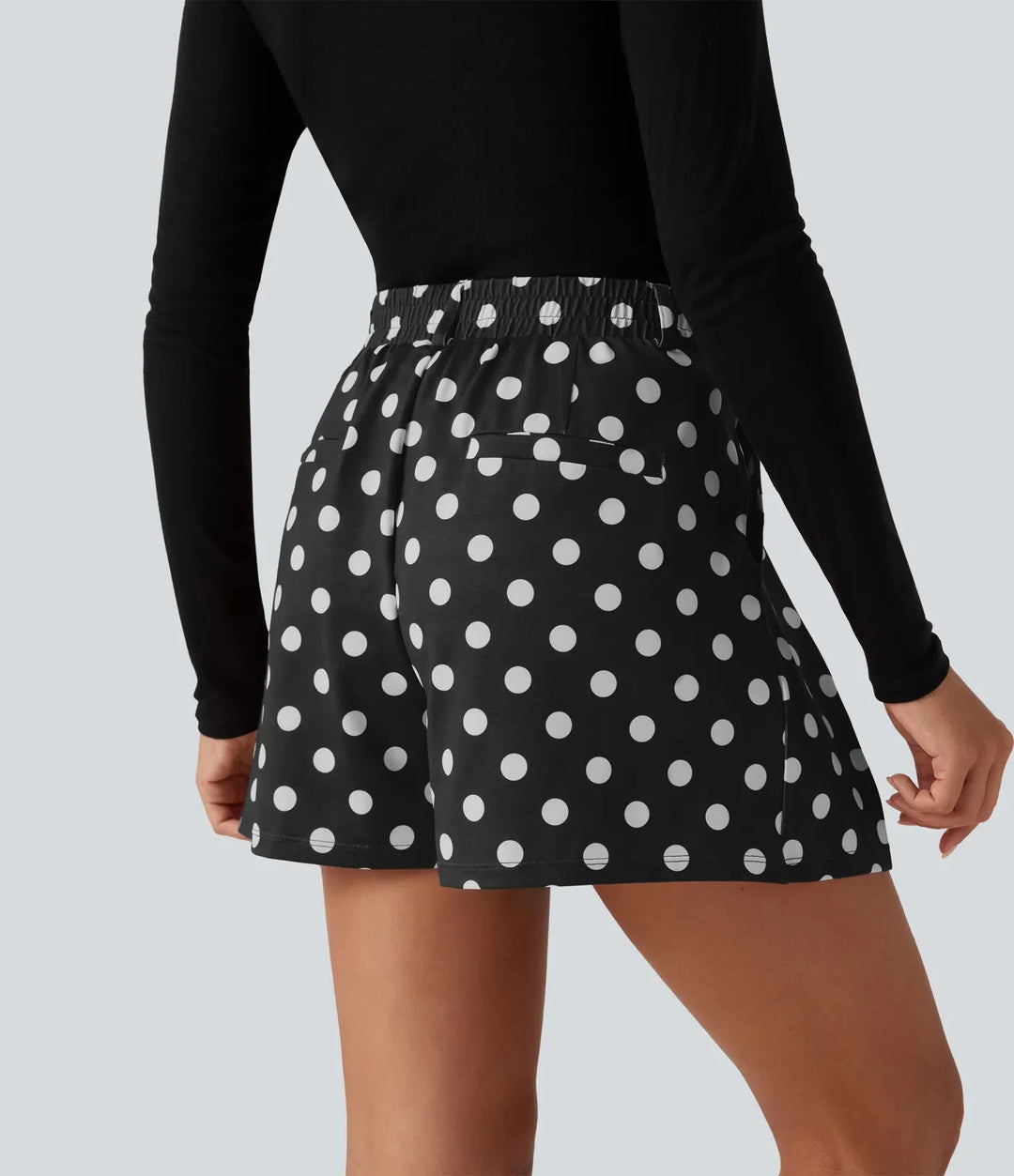 Mid Rise Wide Leg Polka Dot Casual Shorts 4" with Pockets