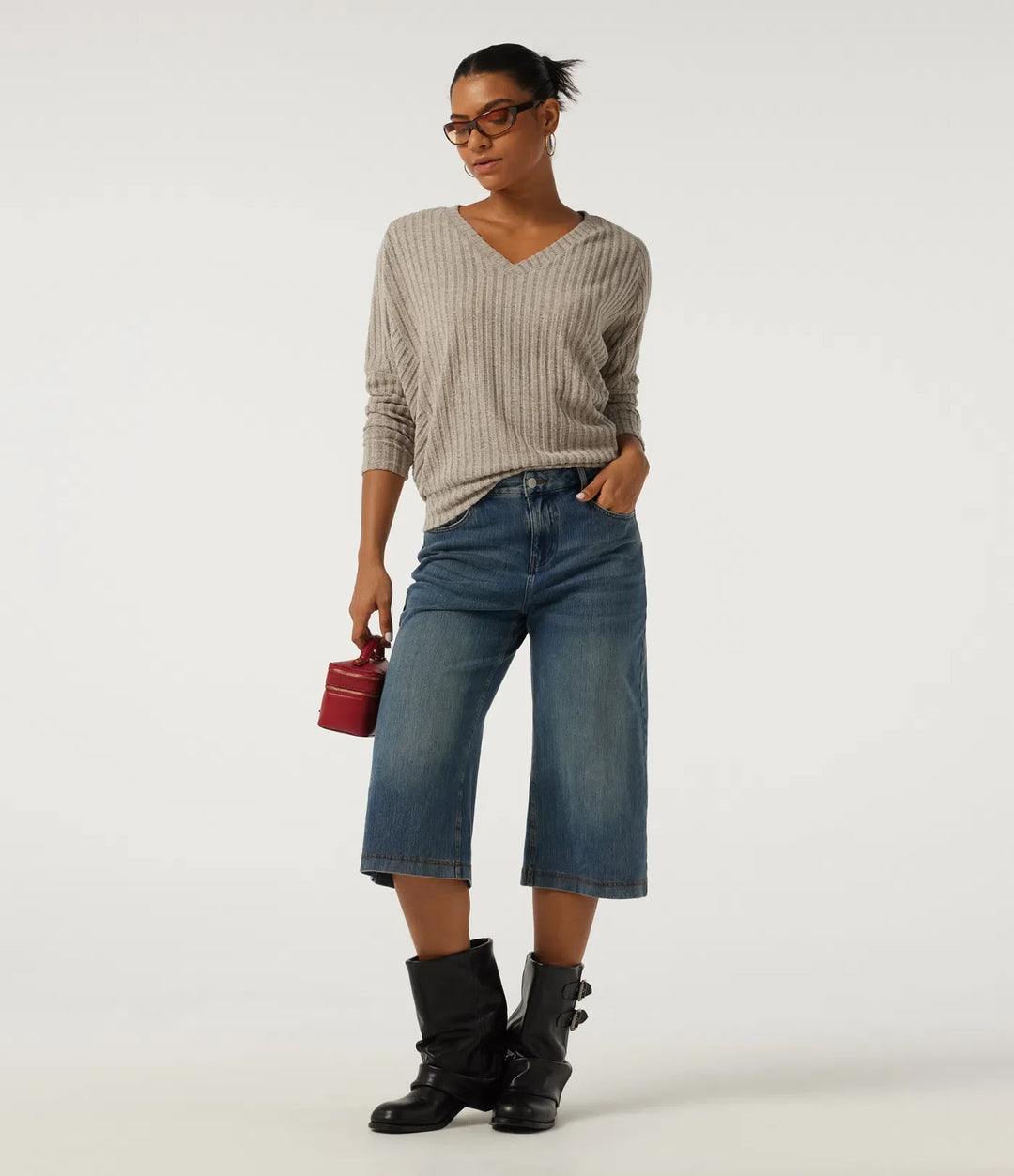 Ribbed Knit V Neck Long Sleeve Casual Top