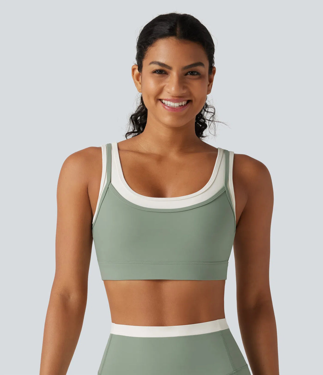 Halara UltraSculpt Medium Support U Neck Built-in Bra Twisted colourBlock Yoga Sports Bra