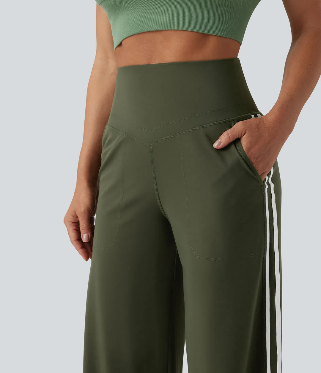 Halara UltraSculpt High Waisted Tummy Control colourBlock Stripes Yoga Baggy trousers with Pockets