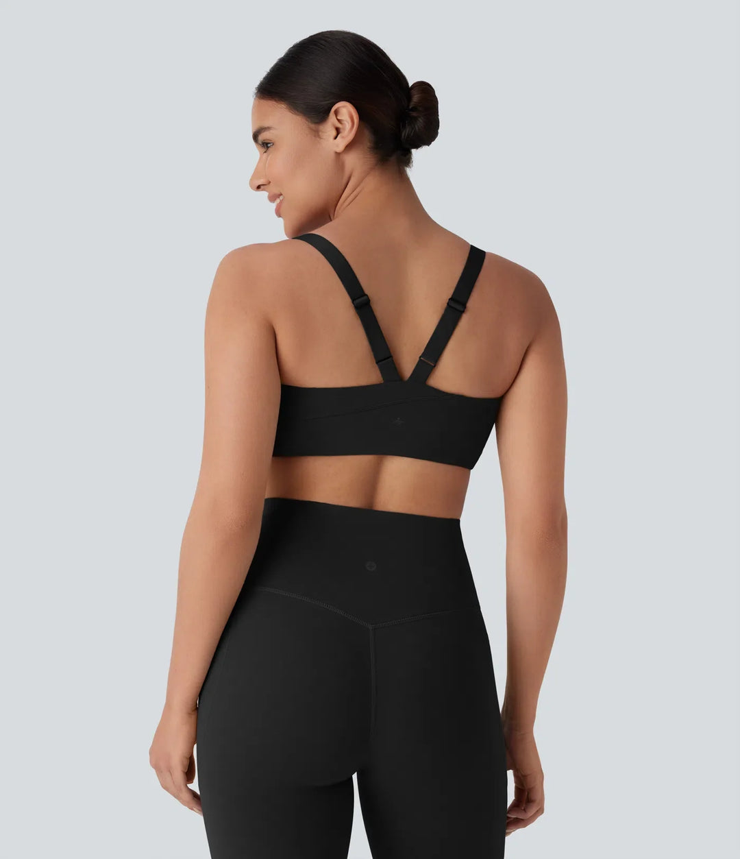 Halara UltraSculpt Medium Support  U Neck Workout Sports Bra A-D Cups