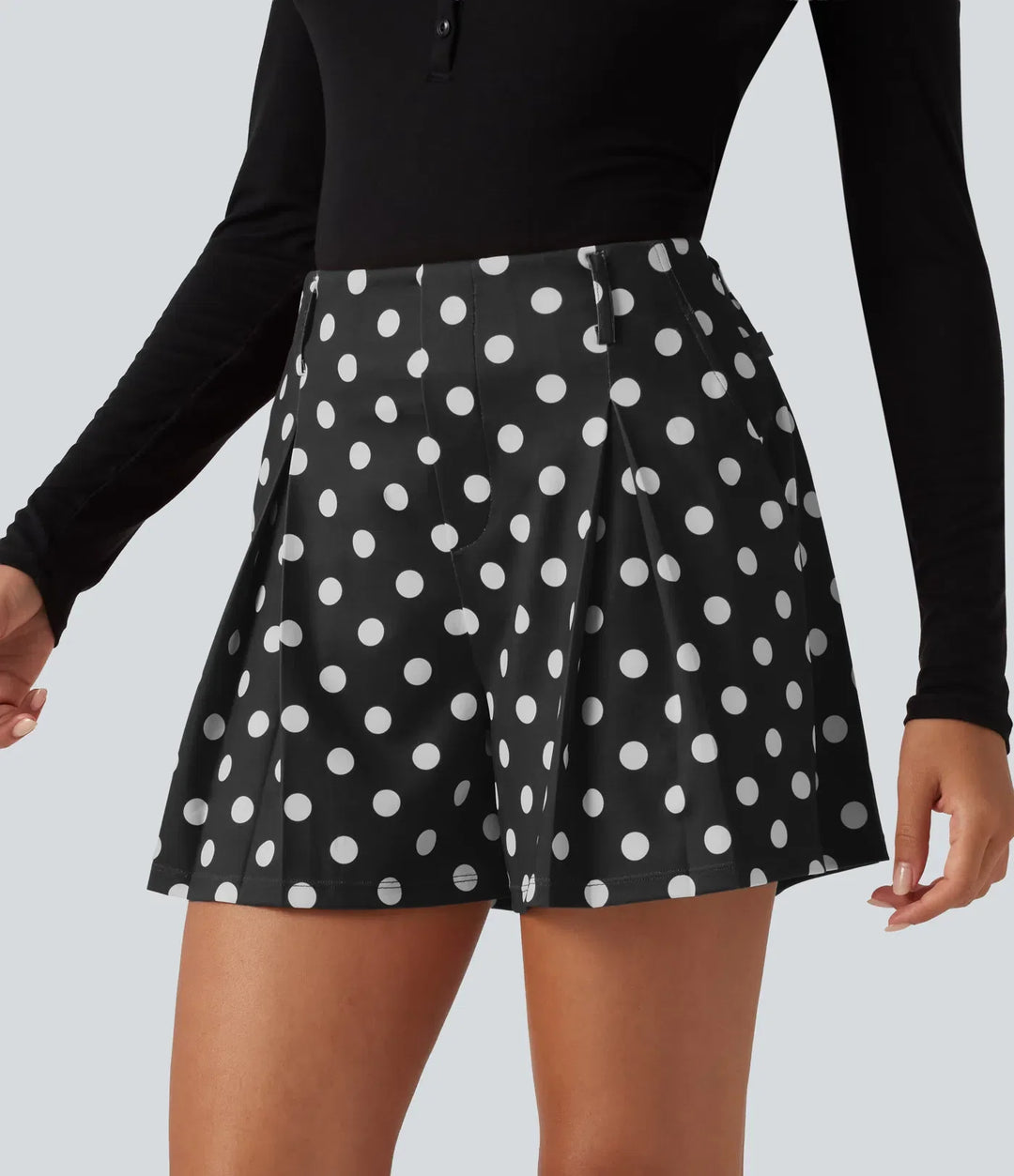 Mid Rise Wide Leg Polka Dot Casual Shorts 4" with Pockets