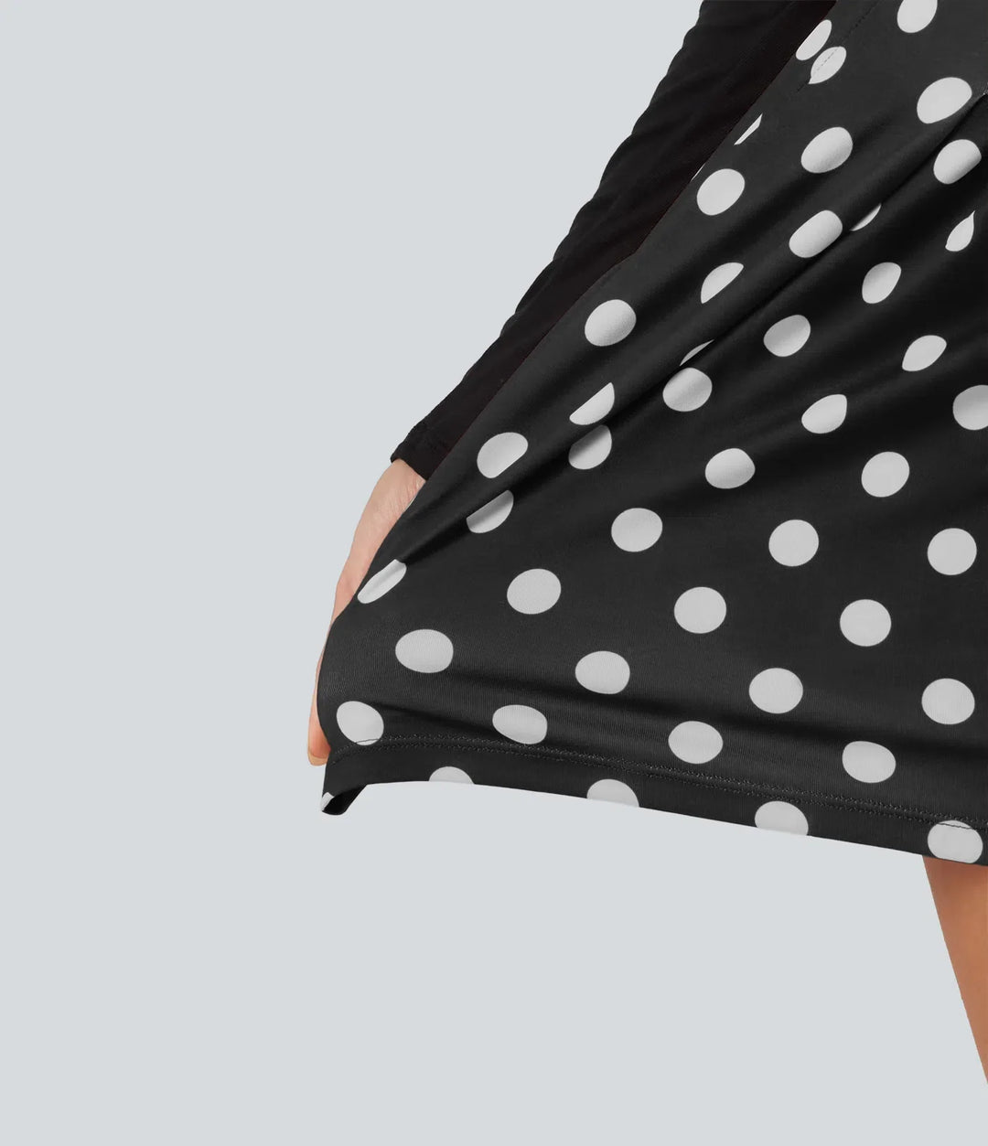 Mid Rise Wide Leg Polka Dot Casual Shorts 4" with Pockets