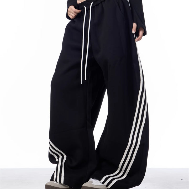 Halara DayStretch High Waisted Color Block Side Stripe Barrel Dance Trousers with Pockets