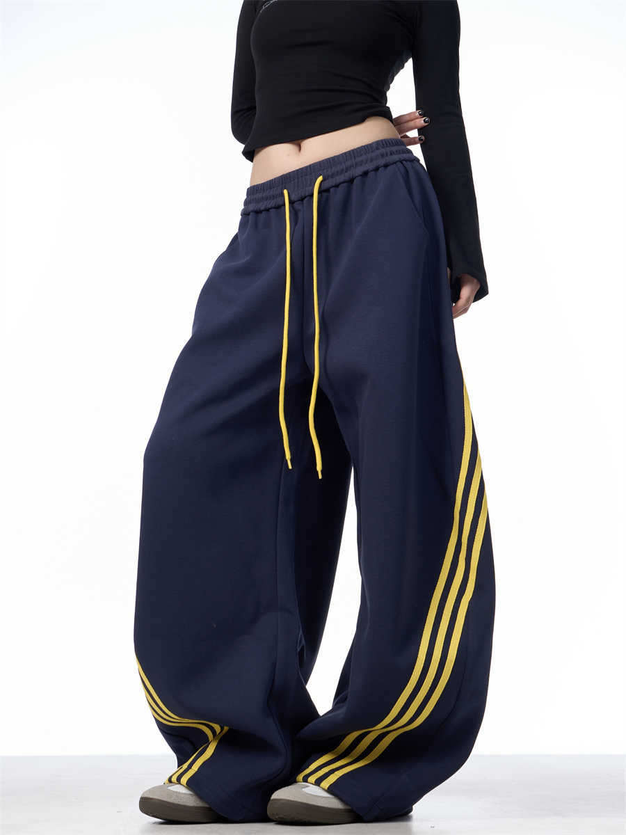 Halara DayStretch High Waisted Color Block Side Stripe Barrel Dance Trousers with Pockets